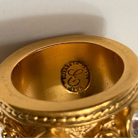 Elizabeth Taylor for Avon Love Blooms Earrings & Ring - Picture 8 of 9